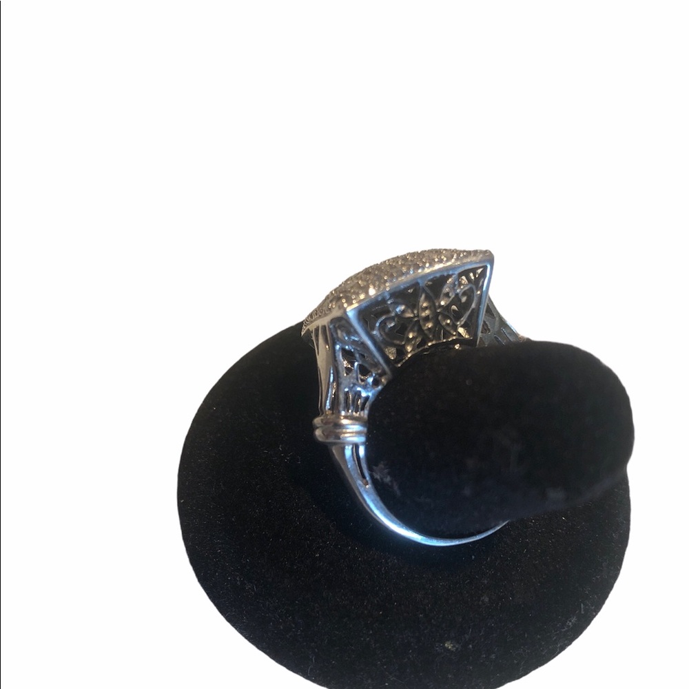 Diamond Ring - Picture 3 of 6